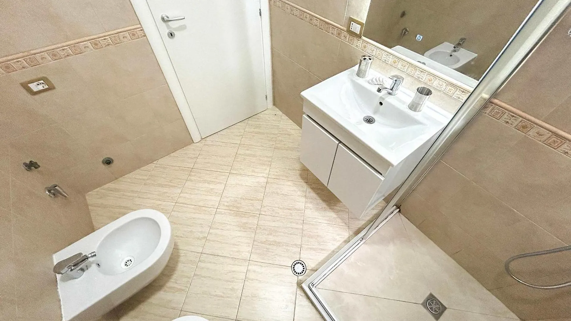 Apartamento Sunshine 781 Durrës